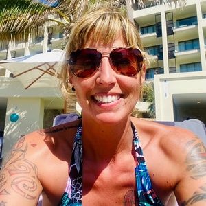 Meet your Posher, Tina